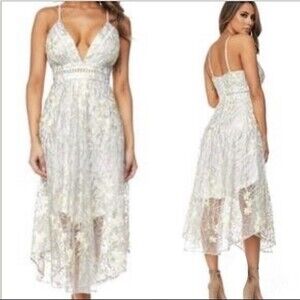 Banjul Designer White Embroidered Floral Dress size S